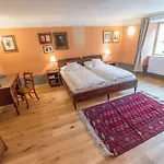 Castle Residence Krumlov Apartment *