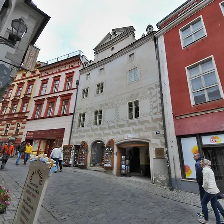 Latran 43 * チェスキー クルムロフ