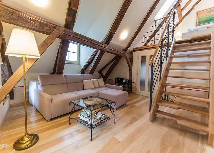 Latrán 43 apartments * Český Krumlov