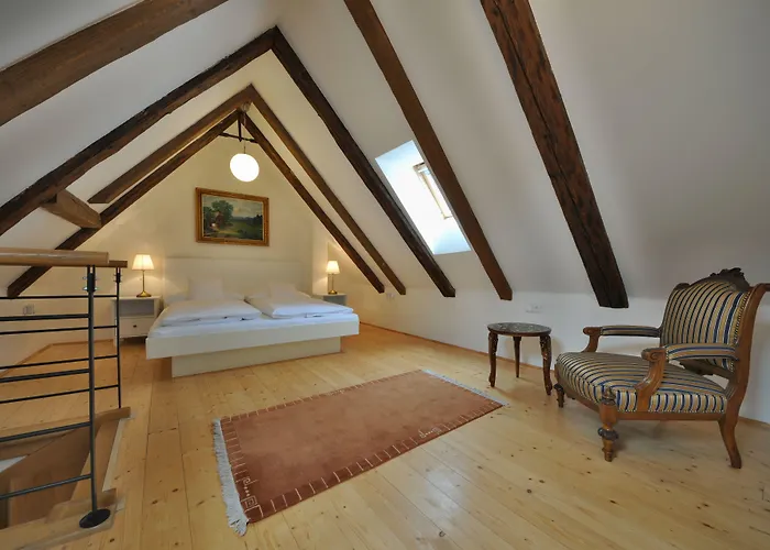 Castle Residence Krumlov Апартаменты *